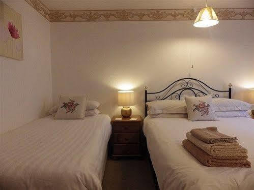 Little Harbour Guesthouse ลู ภายนอก รูปภาพ